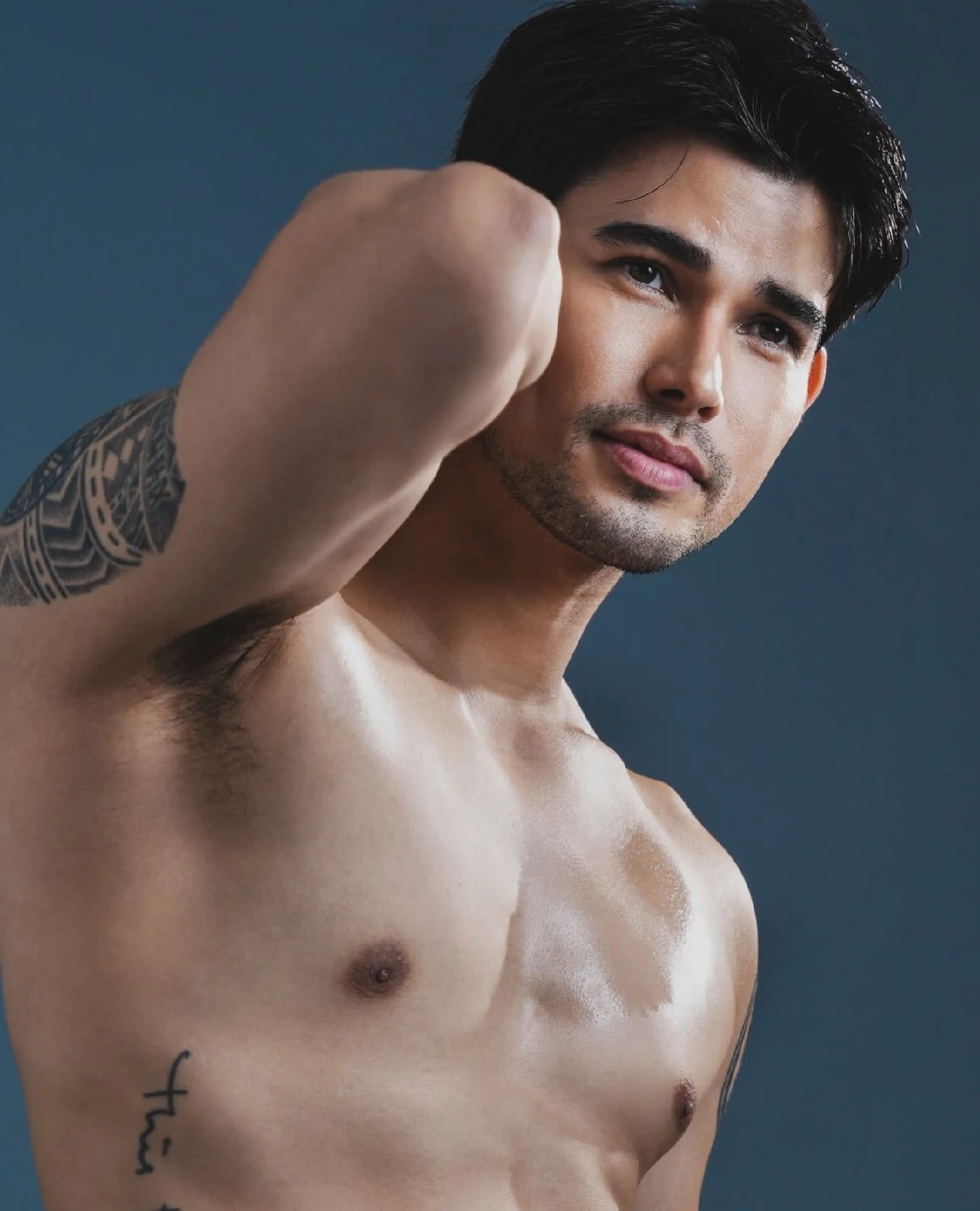Leo Consul Abroad