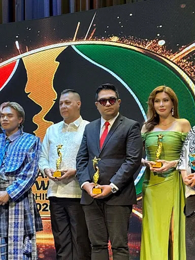 Jigo Postolero Awards